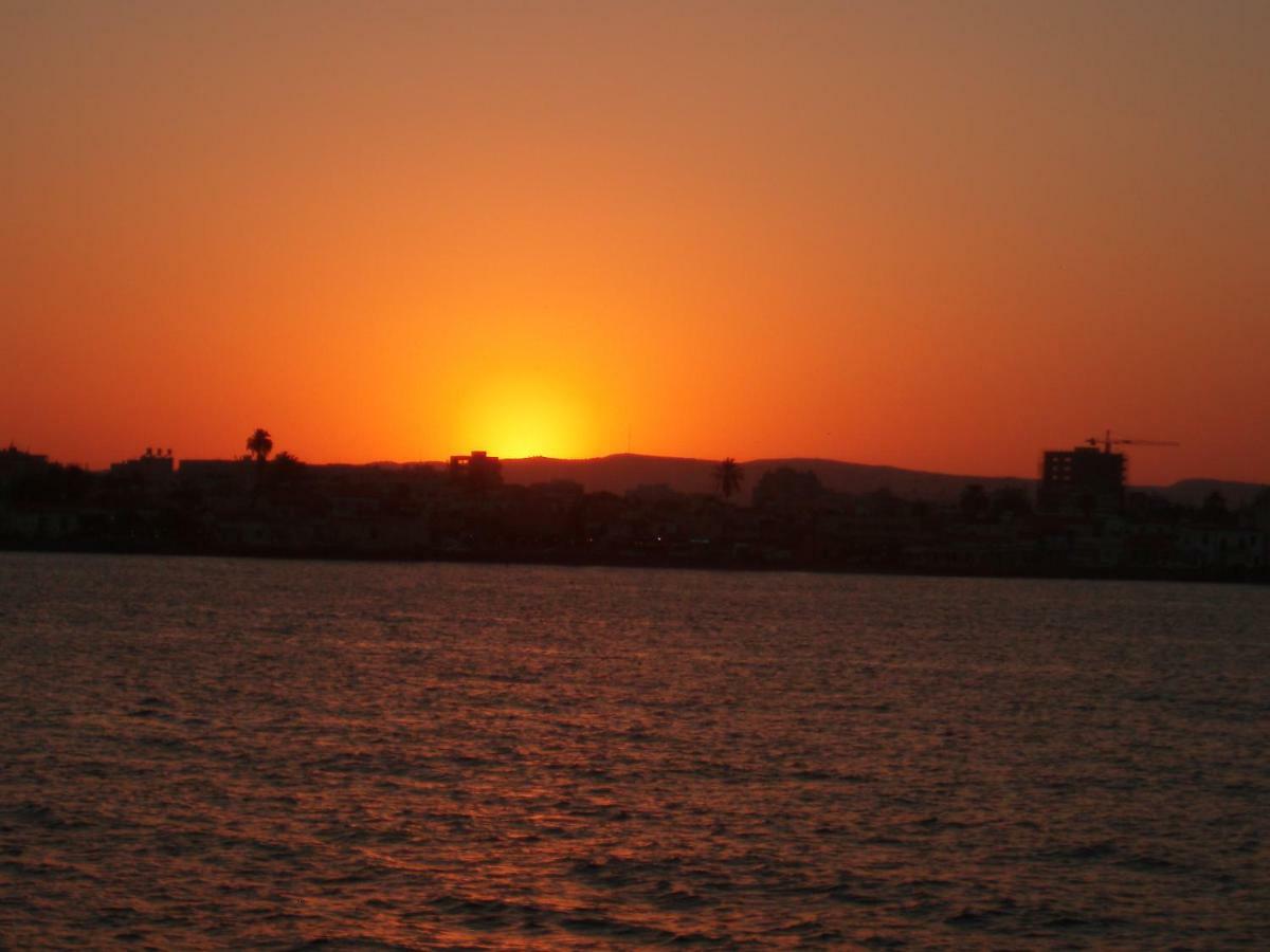 Mediterranean Sunrise Complex Oroklini Extérieur photo